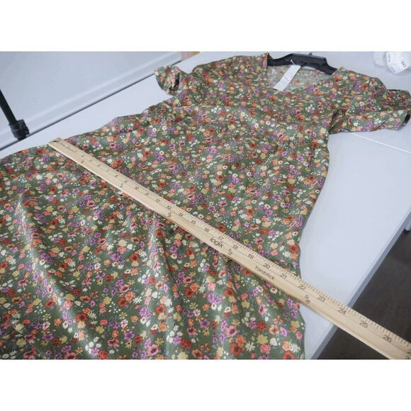 Floral Midi Dress | Green | V-Neck | Size S | Boho Summer Style | Lightweight - Picture 6 of 8